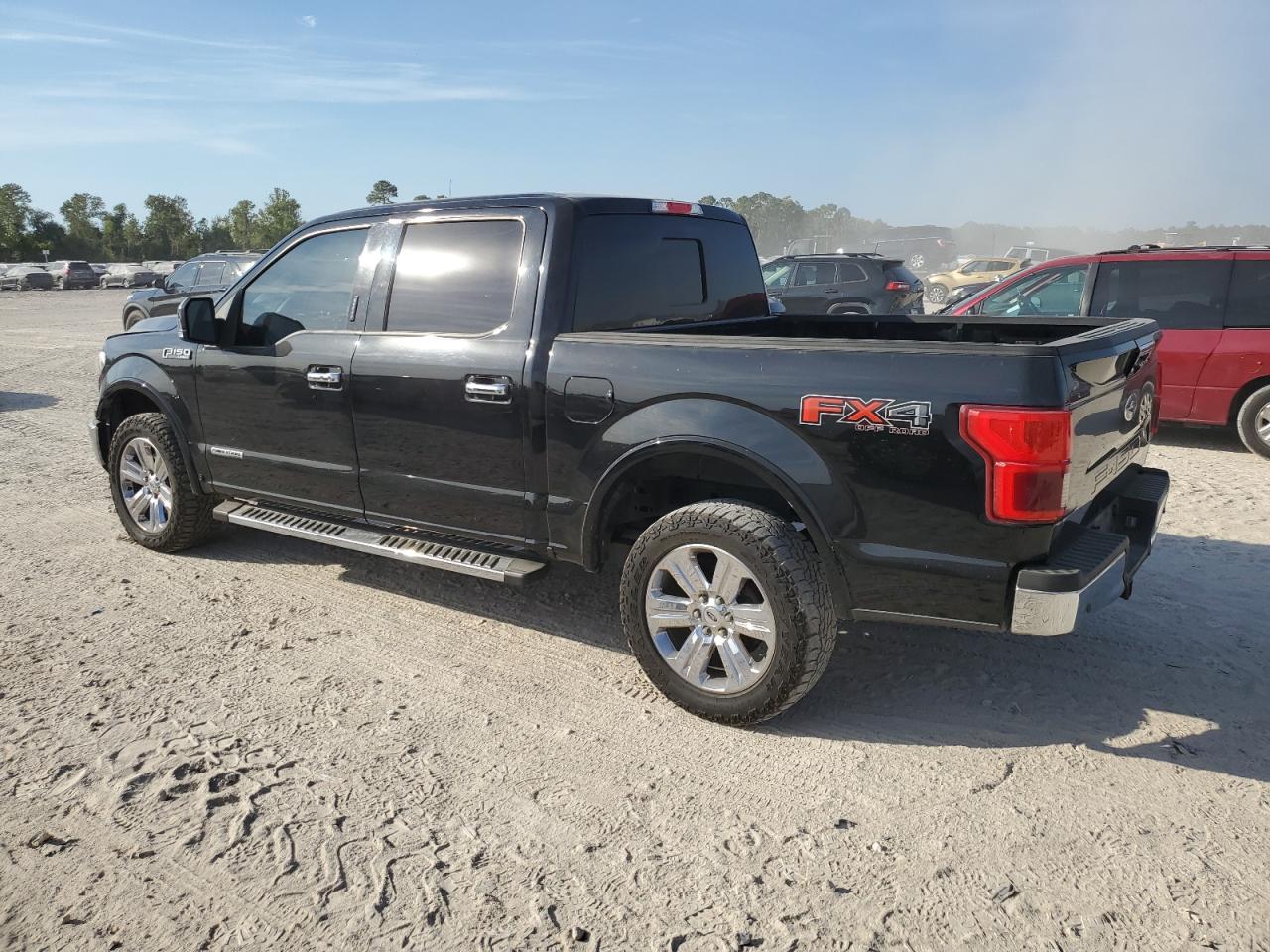 2018 Ford F-150 VIN 1FTFW1E18JFD52077 Copart auction photo, frame damage / front end damage thumbnail 2