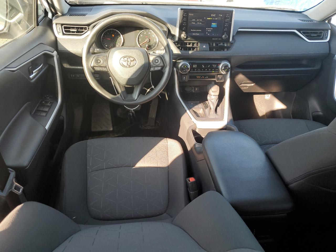 2021 Toyota RAV 4 VIN 2T3W1RFV4MW122604 Copart auction photo, front end damage thumbnail 8