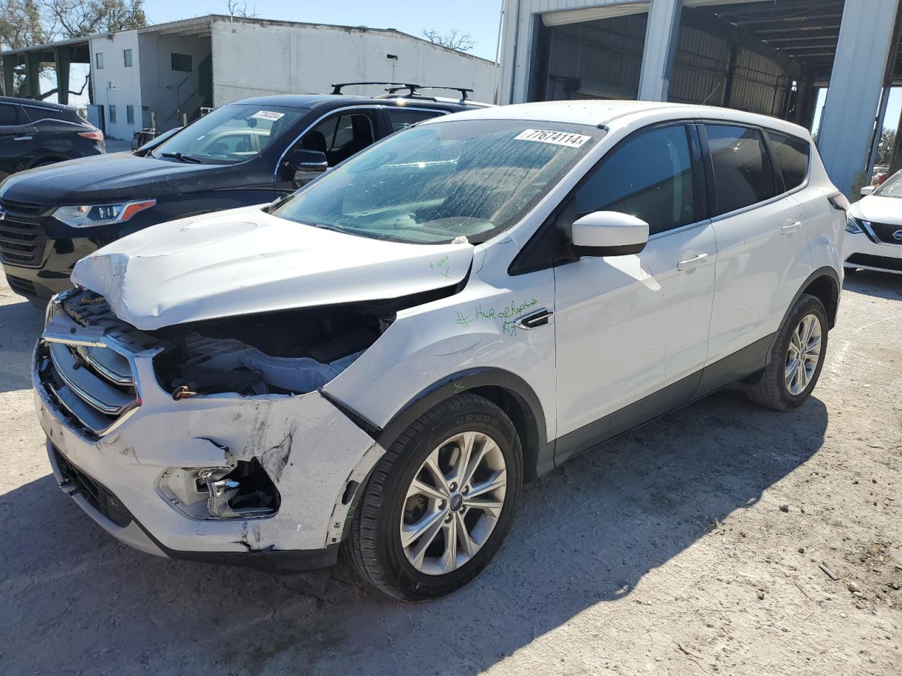 2017 Ford Escape VIN 1FMCU0G92HUC53293