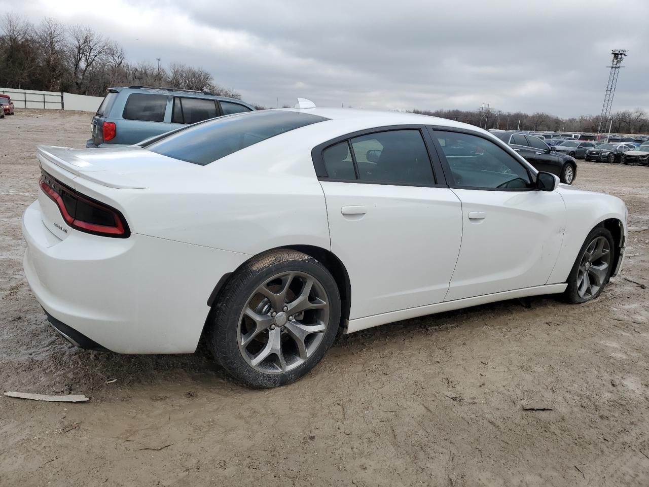 2016 Dodge Charger VIN 2C3CDXHG1GH215943 Copart auction photo, front end / minor dent/scratches damage thumbnail 3