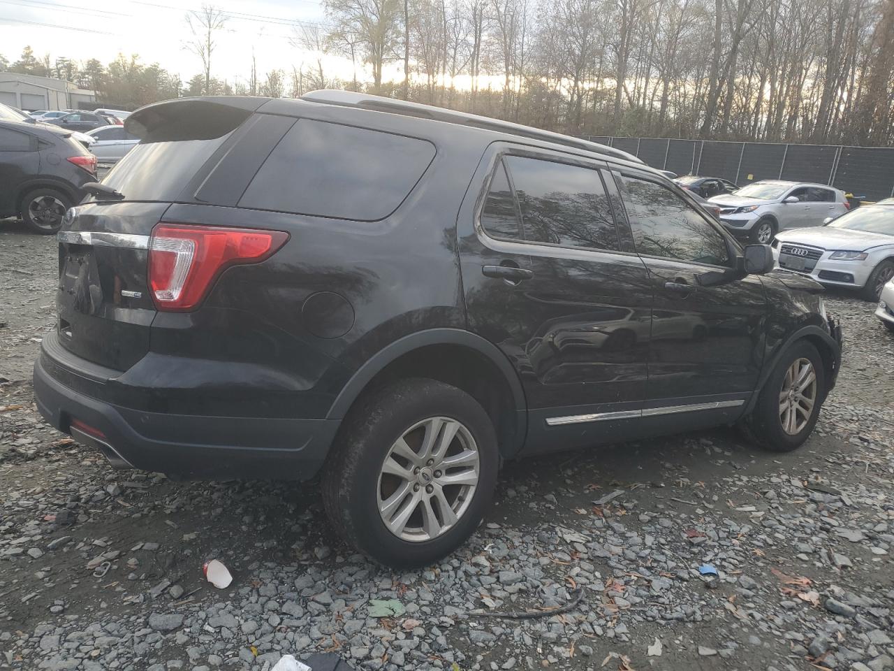 2018 Ford Explorer VIN 1FM5K8DH4JGA34493 Copart auction photo, front end / undercarriage damage thumbnail 3