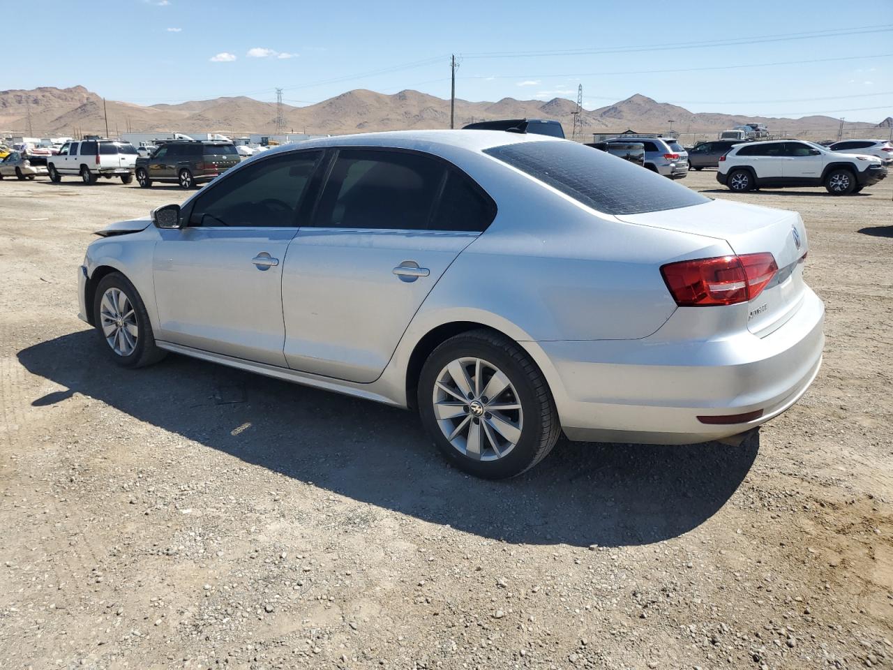 2015 Volkswagen Jetta VIN 3VWLA7AJ4FM224885 Copart auction photo, front end damage thumbnail 2
