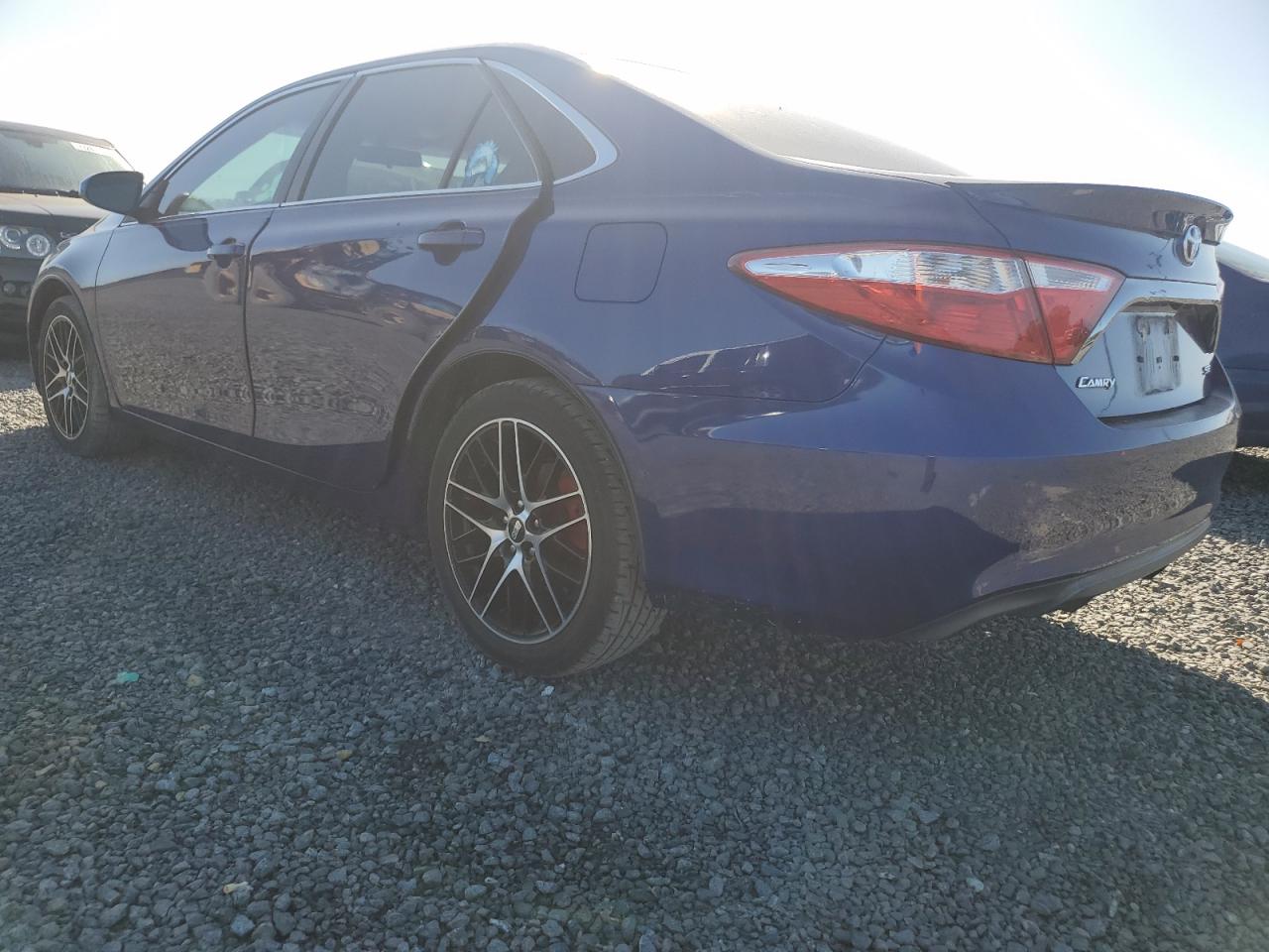2015 Toyota Camry VIN 4T1BF1FKXFU886556 Copart auction photo, water/flood / minor dent/scratches damage thumbnail 2