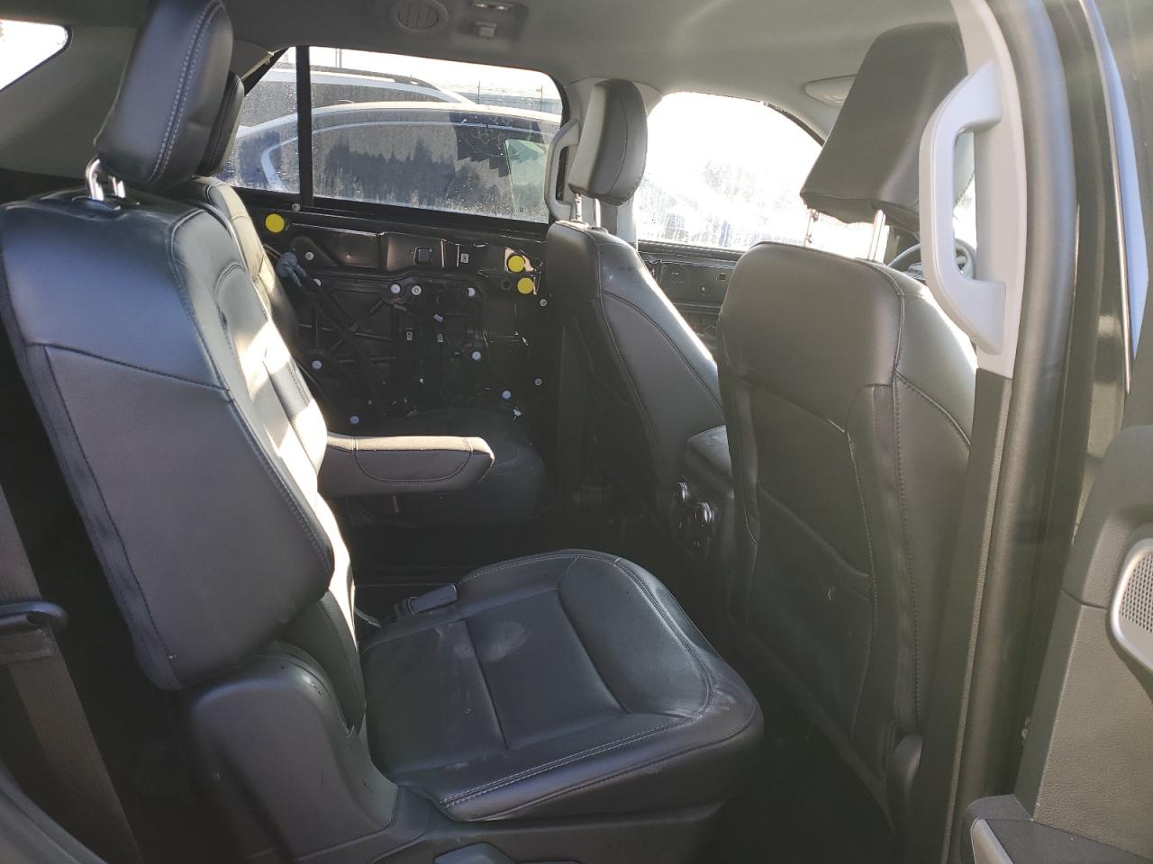 2023 Ford Explorer VIN 1FMSK8FH3PGB19723 Copart auction photo, side / front end damage thumbnail 10