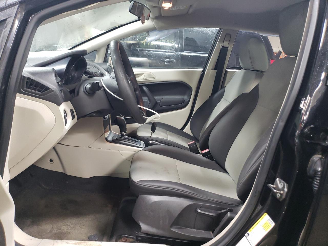 2013 Ford Fiesta VIN 3FADP4TJXDM214012 Copart auction photo, side / minor dent/scratches damage thumbnail 7