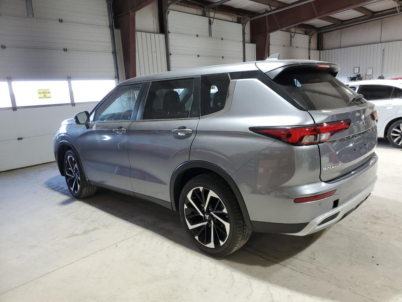 2024 Mitsubishi Outlander VIN JA4J4VA80RZ045095 Copart auction photo, front end / side damage thumbnail 2