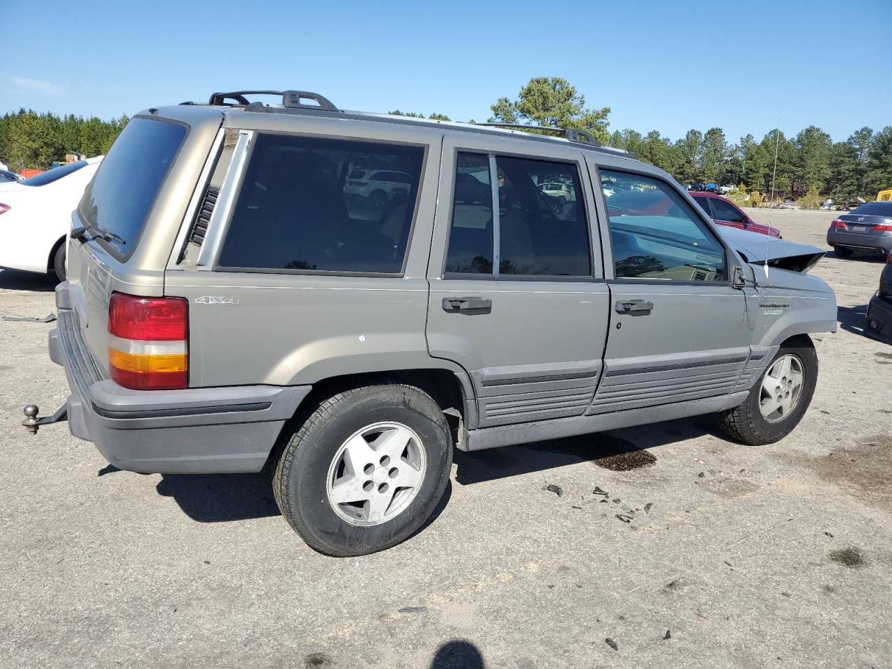 1995 Jeep Grand Cherokee VIN 1J4GZ58S9SC706256 Copart auction photo, front end damage thumbnail 3