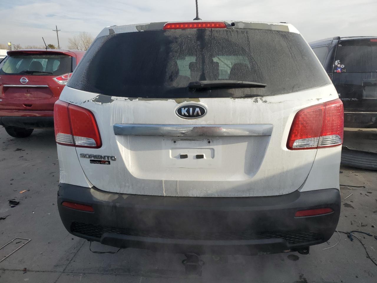 2013 KIA Sorento VIN 5XYKTCA66DG423668 Copart auction photo, side damage thumbnail 6