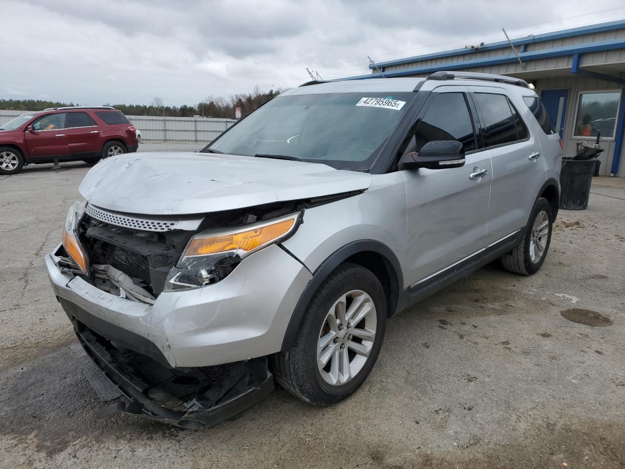 2013 Ford Explorer VIN 1FM5K7D89DGB11695