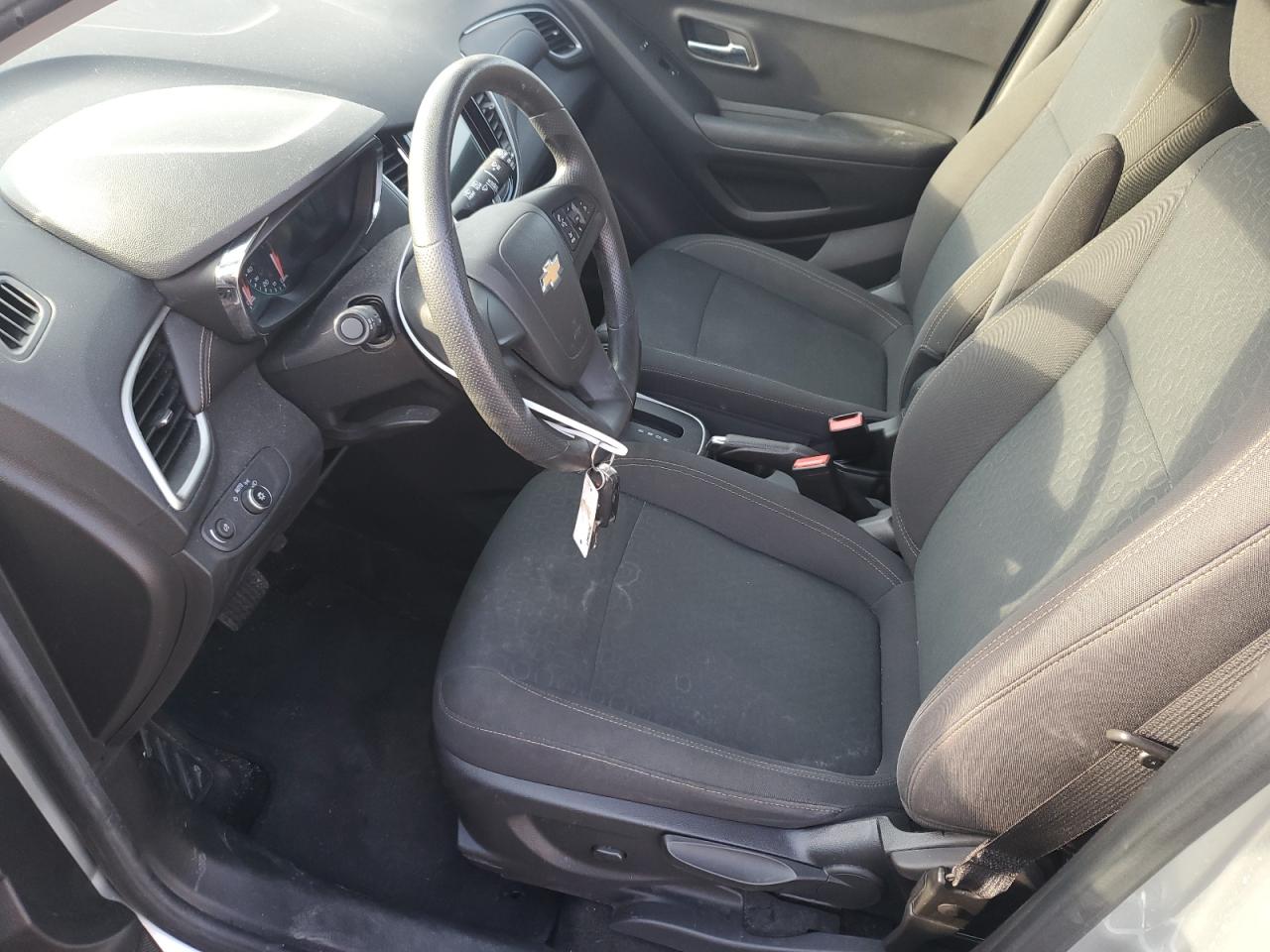 2018 Chevrolet Trax VIN KL7CJNSB7JB572322 Copart auction photo, front end / side damage thumbnail 7
