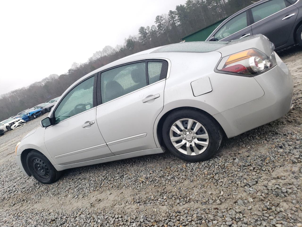 2011 Nissan Altima VIN 1N4AL2AP9BN417020 Copart auction photo, side / minor dent/scratches damage thumbnail 2