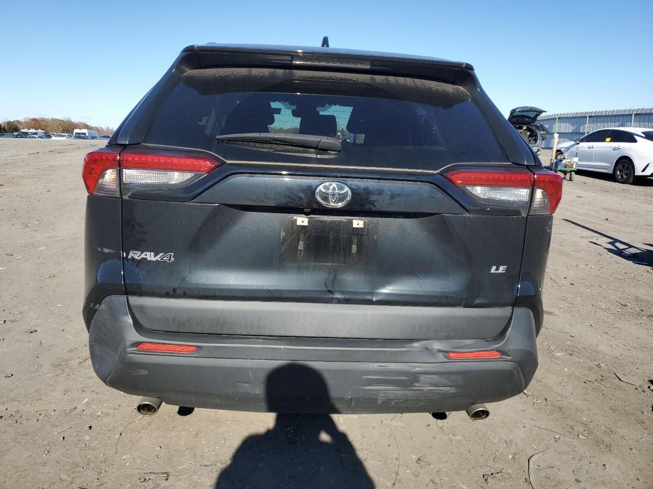 2021 Toyota RAV 4 VIN JTMK1RFV1MD064561 Copart auction photo, front end / mechanical damage thumbnail 6