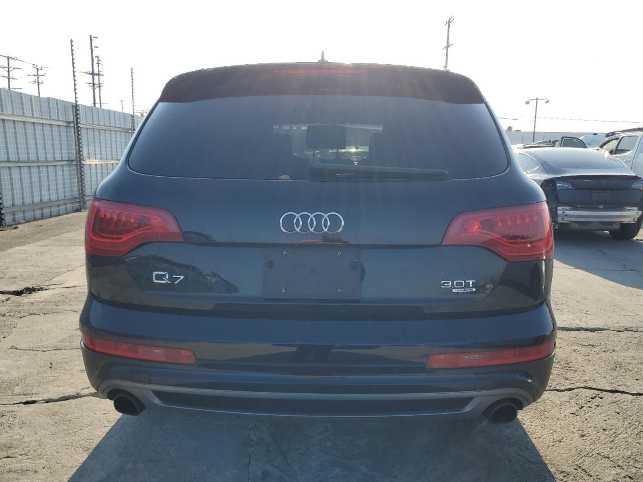 2014 Audi Q7 VIN WA1DGAFE8ED005558 Copart auction photo, undercarriage damage thumbnail 6