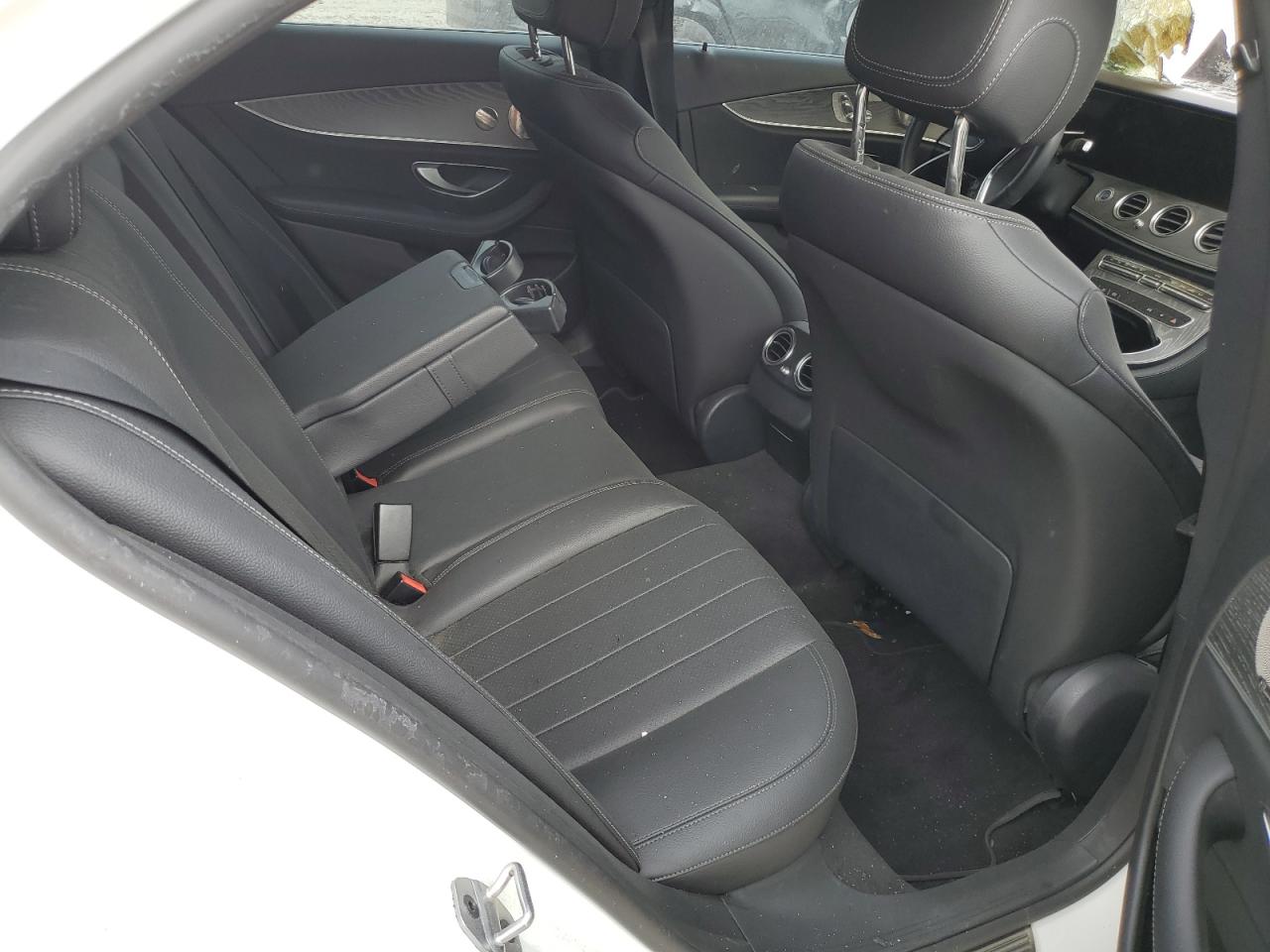 2022 Mercedes-Benz E-klasse VIN W1KZF8DB3NB086891 Copart auction photo, burn damage thumbnail 10