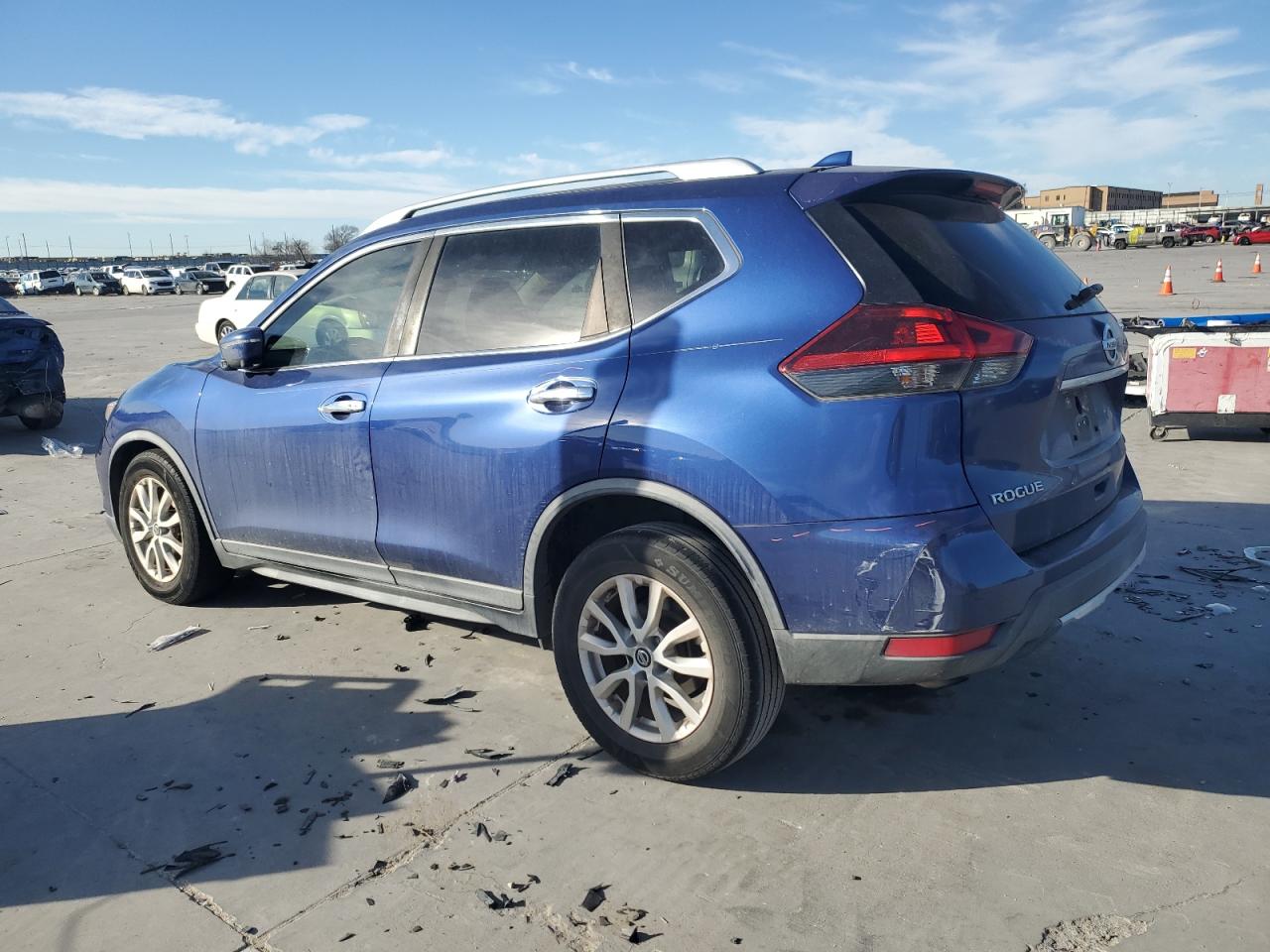 2018 Nissan Rogue VIN KNMAT2MT2JP511150 Copart auction photo, front end / side damage thumbnail 2