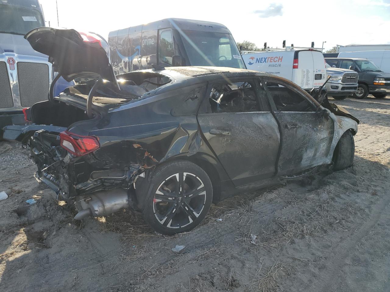 2021 KIA K5 VIN 5XXG64J21MG054321 Copart auction photo, burn damage thumbnail 3