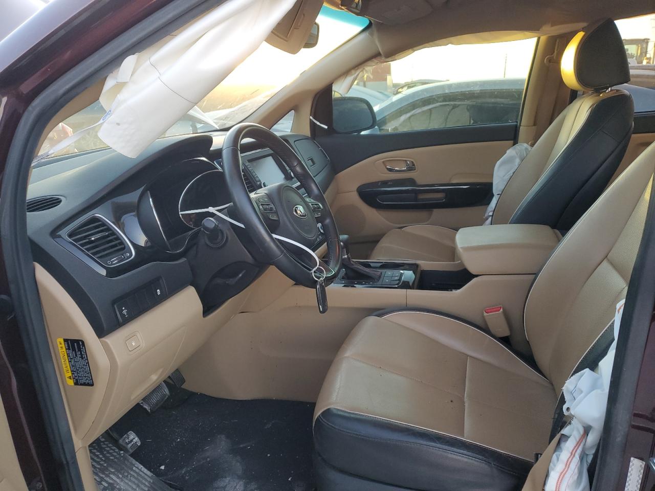 2018 KIA Sedona VIN KNDMC5C17J6379118 Copart auction photo, side damage thumbnail 7