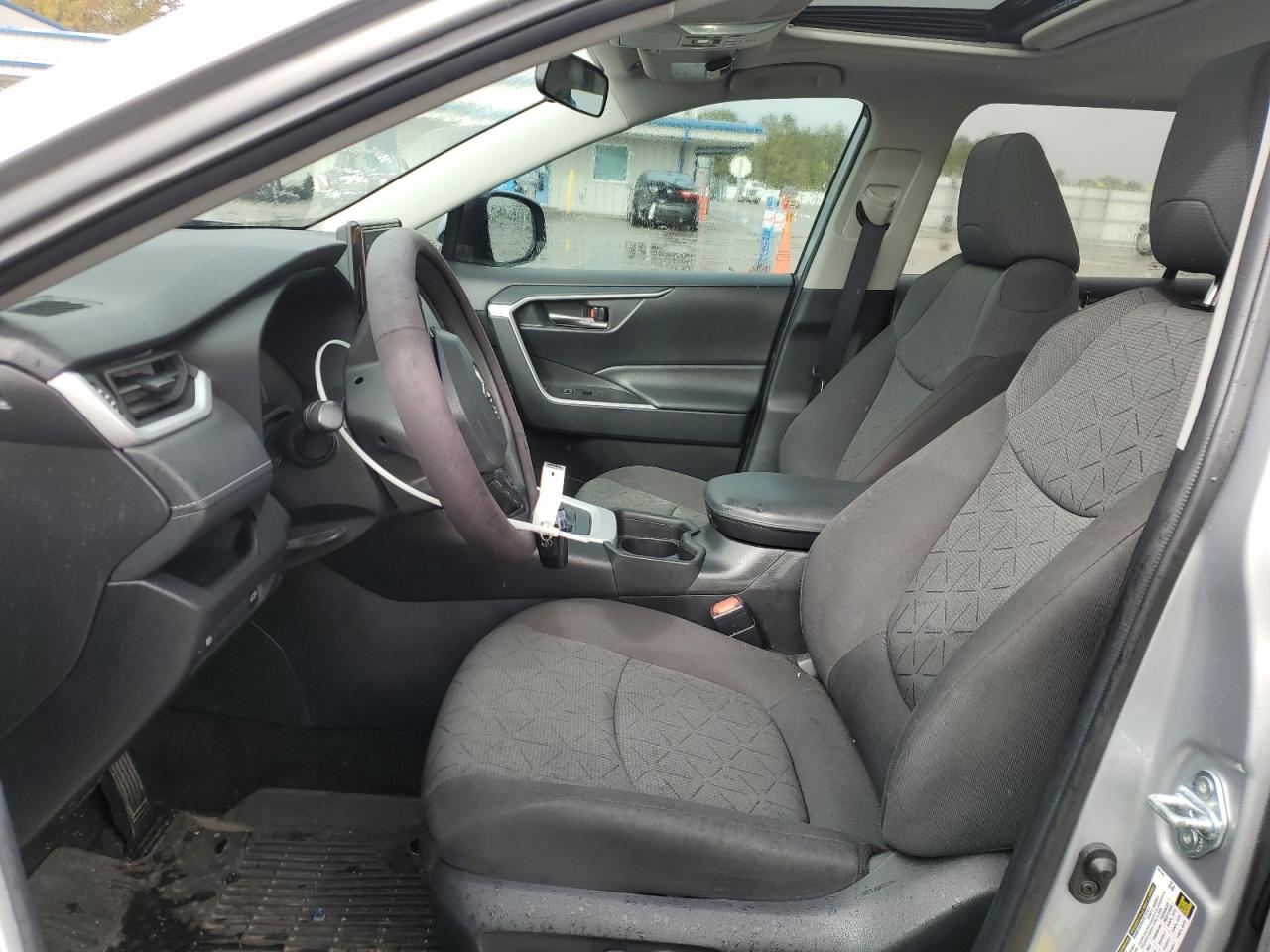 2021 Toyota RAV 4 VIN 2T3W1RFV1MC160678 Copart auction photo, all over damage thumbnail 7