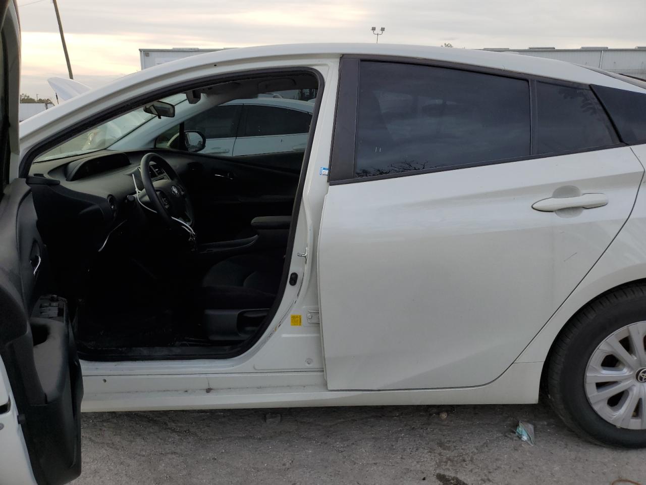 2019 Toyota Prius VIN JTDKARFU4K3093515 Copart auction photo, water/flood damage thumbnail 13