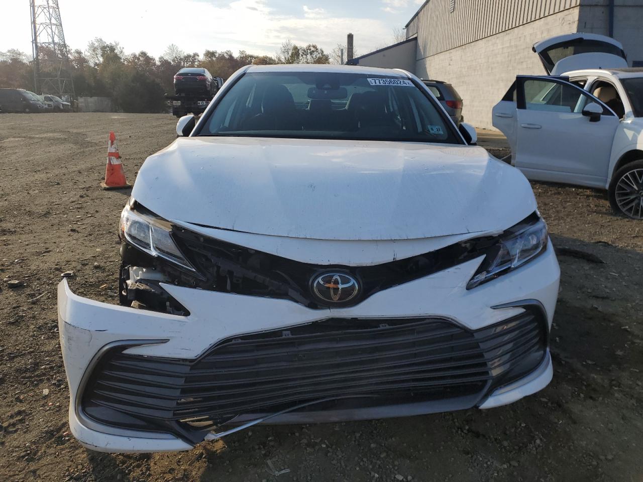 2022 Toyota Camry VIN 4T1R11AKXNU703207 Copart auction photo, front end / rear end damage thumbnail 5