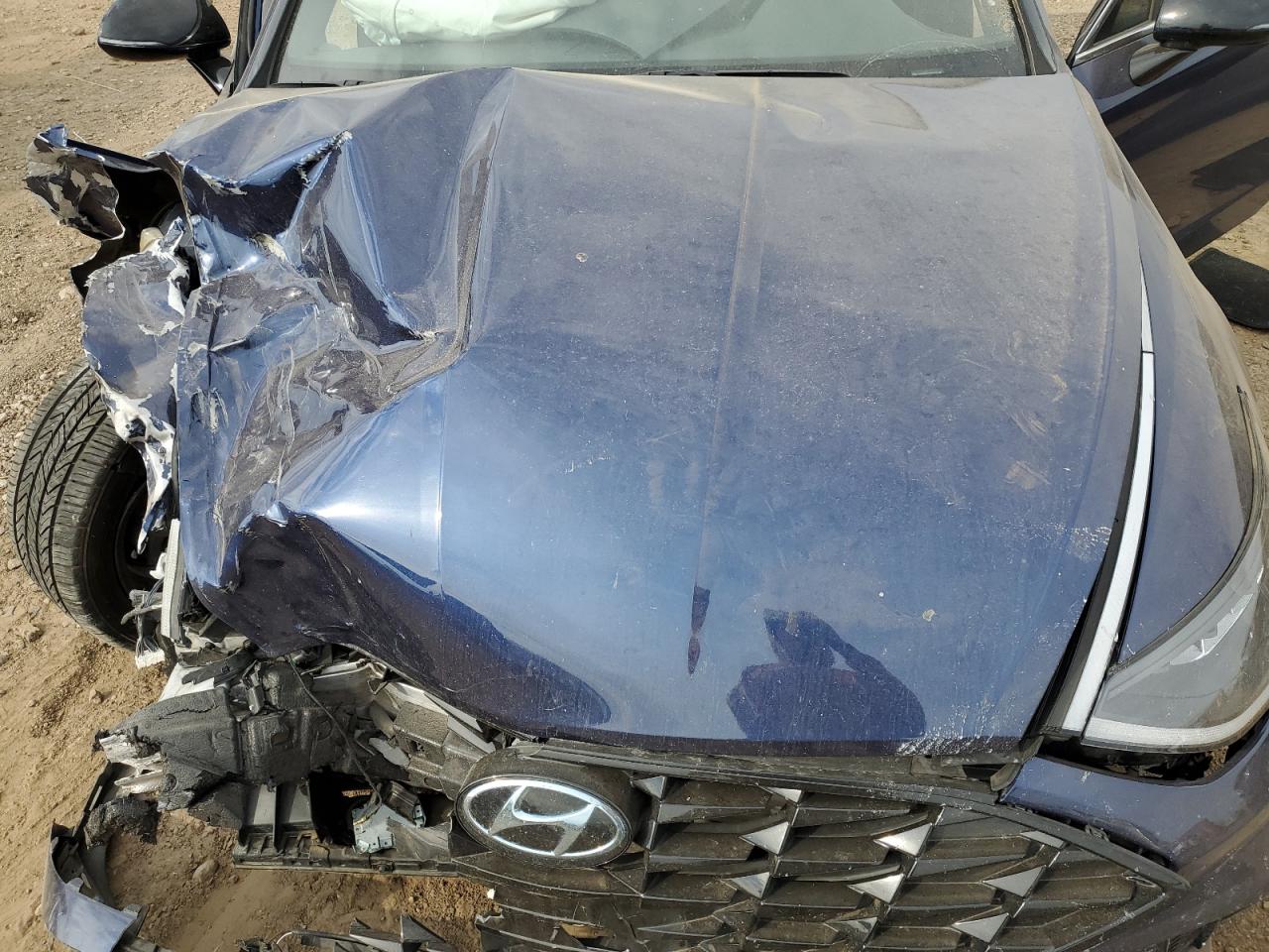 2020 Hyundai Sonata VIN 5NPEJ4J27LH042084 Copart auction photo, front end / side damage thumbnail 12
