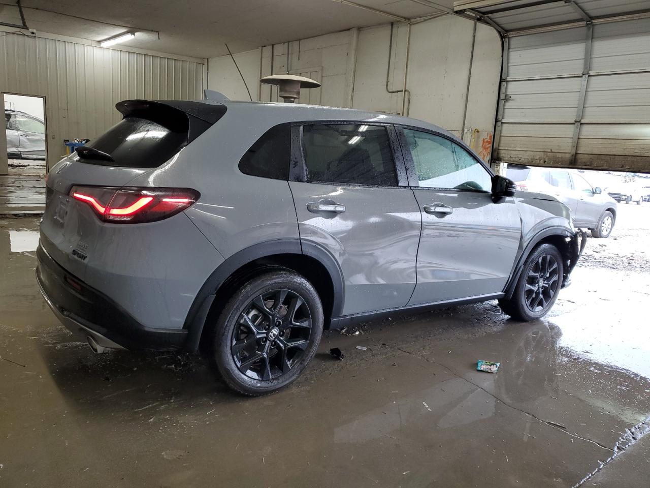2024 Honda HR-V VIN 3CZRZ2H59RM750283 Copart auction photo, front end / minor dent/scratches damage thumbnail 3