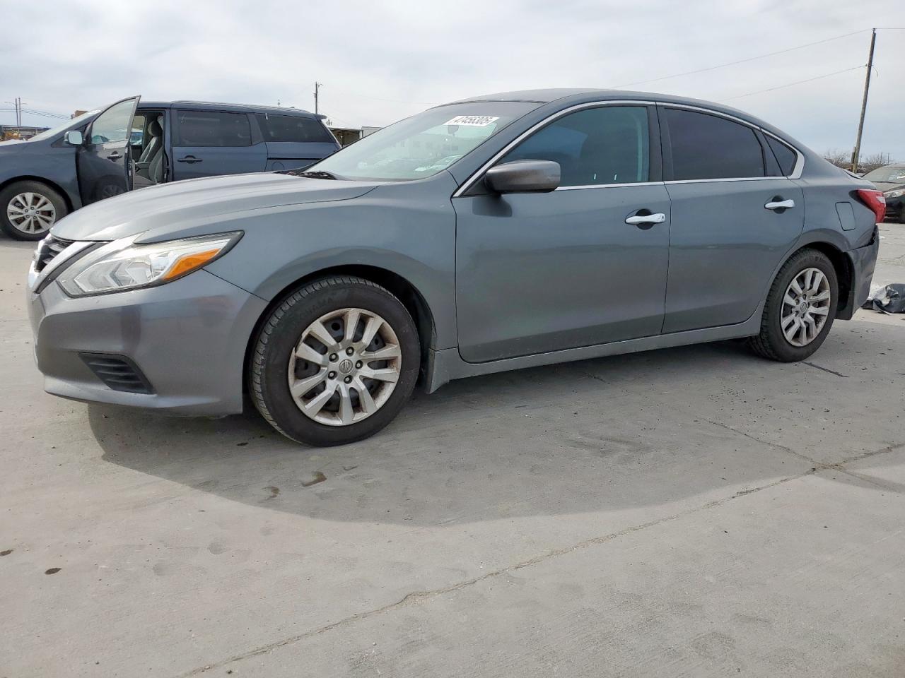 2017 Nissan Altima VIN 1N4AL3AP9HN347369