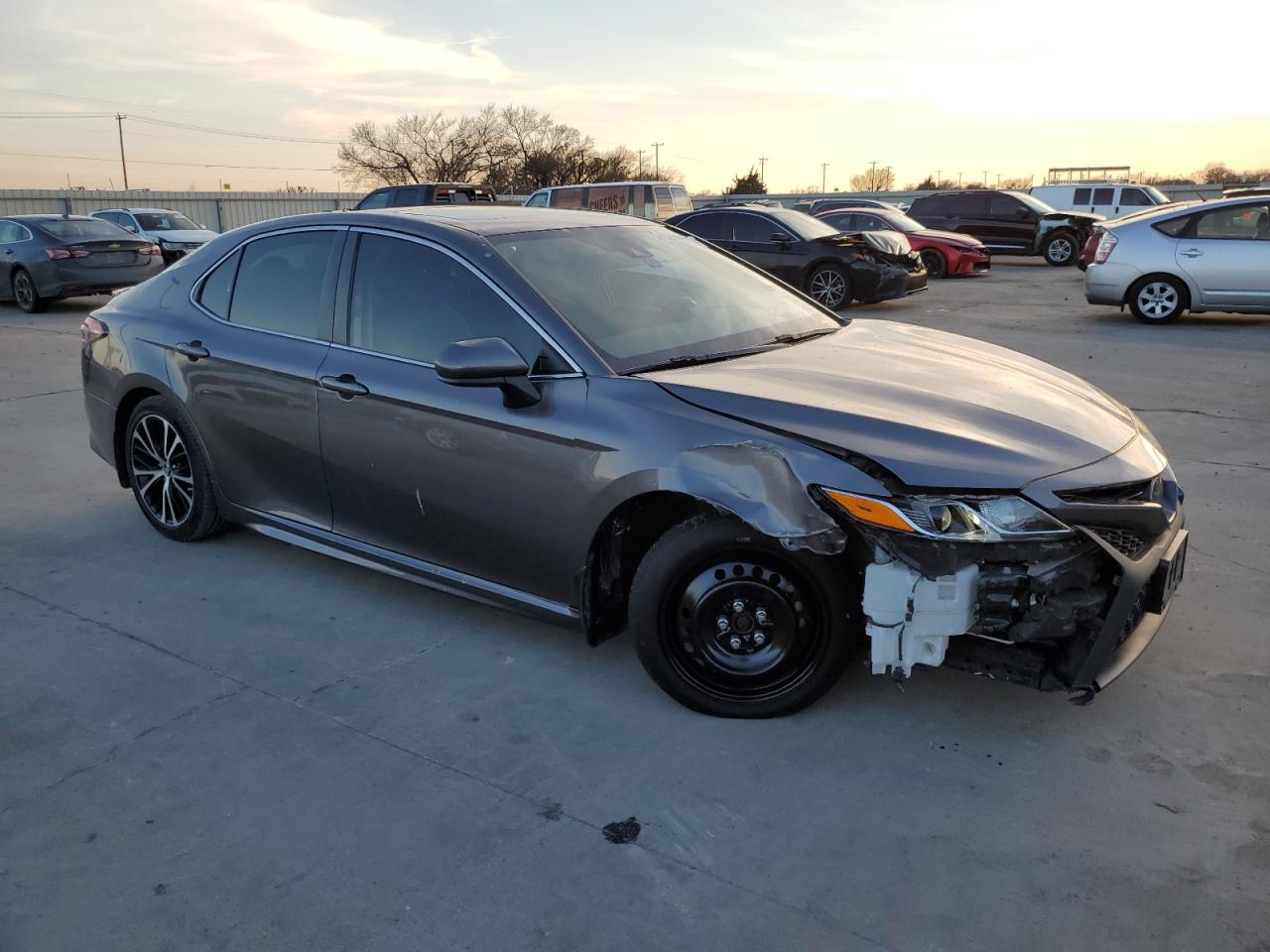 2019 Toyota Camry VIN 4T1B11HK1KU223835 Copart auction photo, front end / rear end damage thumbnail 4