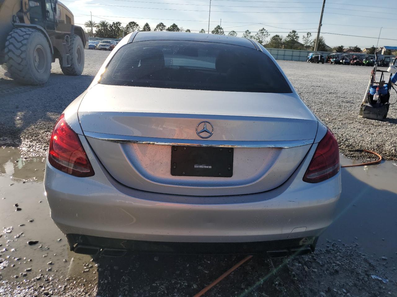 2015 Mercedes-Benz C-klasse VIN 55SWF4JB1FU068106 Copart auction photo, front end damage thumbnail 6