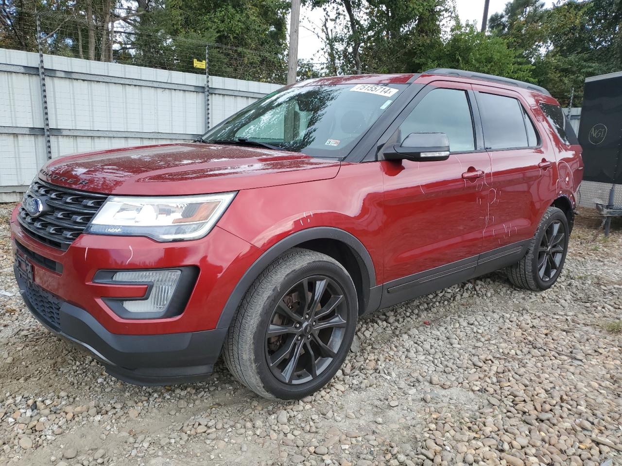2017 Ford Explorer VIN 1FM5K8D81HGE17396