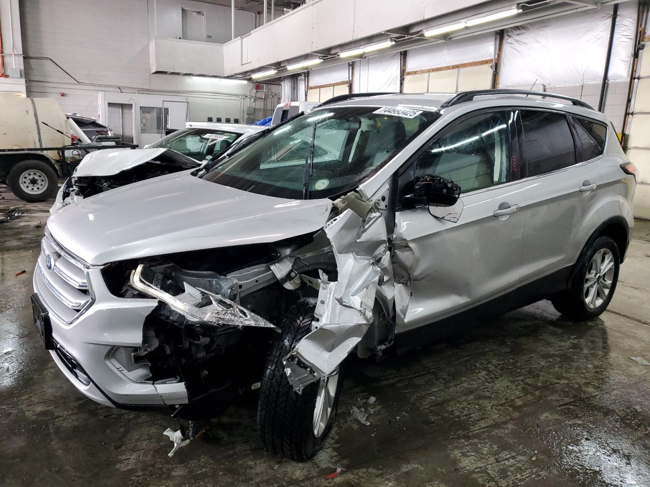 2017 Ford Escape VIN 1FMCU9GD4HUF07904