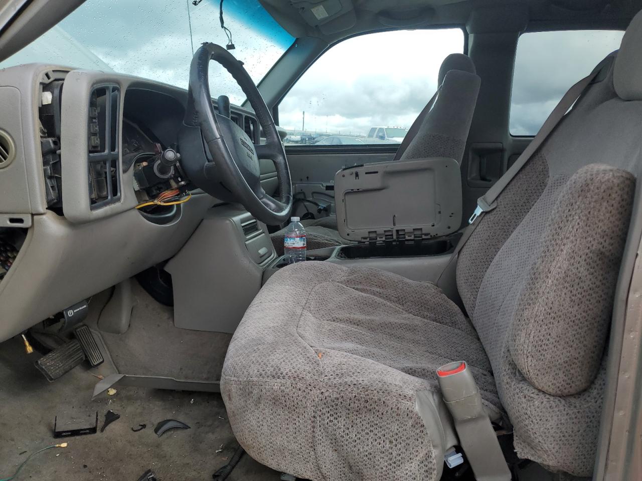2000 GMC Sierra VIN 1GTEK19T1YZ128709 Copart auction photo, front end damage thumbnail 7