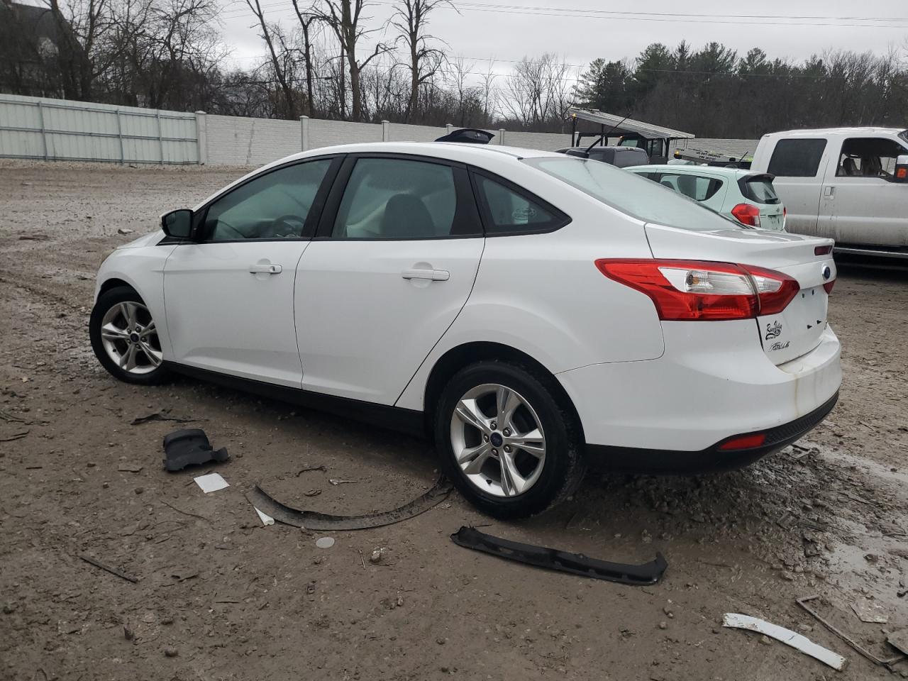 2014 Ford Focus VIN 1FADP3F24EL198021 Copart auction photo, front end damage thumbnail 2