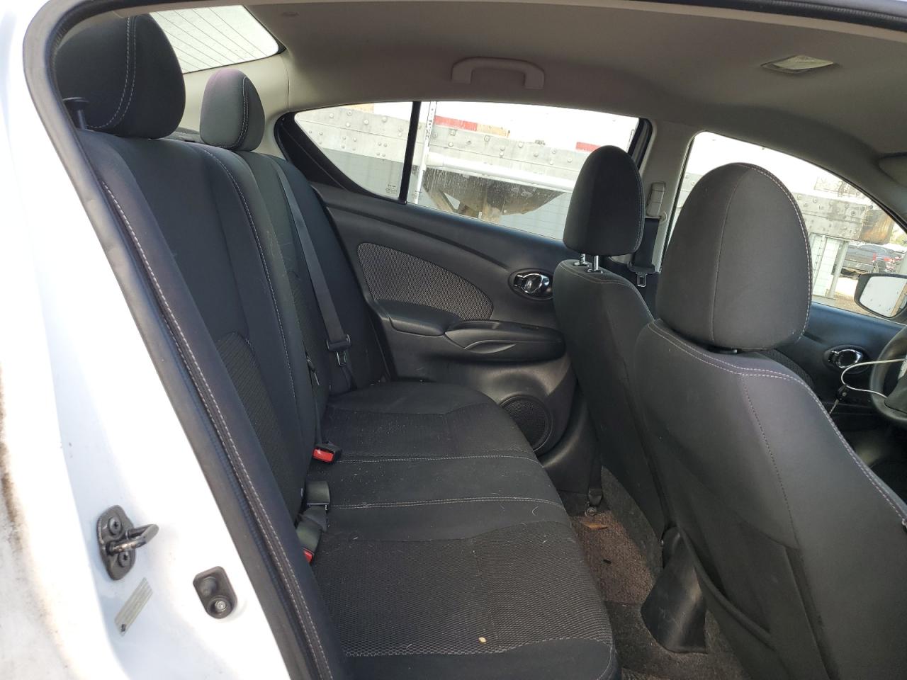 2015 Nissan Versa VIN 3N1CN7AP4FL930517 Copart auction photo, minor dent/scratches damage thumbnail 10