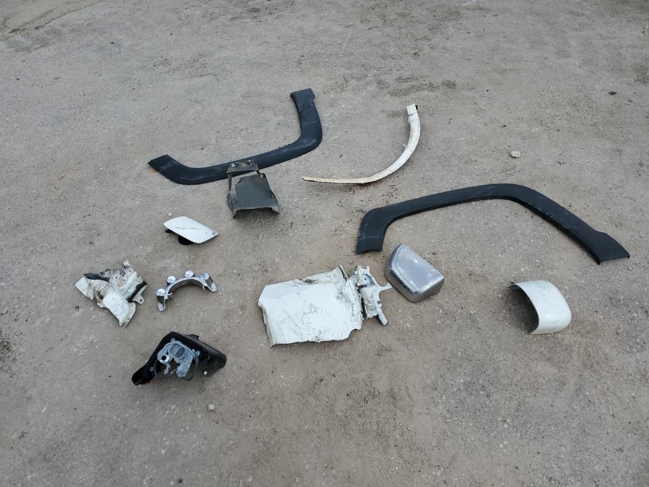 2020 Jeep Renegade VIN ZACNJABB6LPL16196 Copart auction photo, front end / rear end damage thumbnail 12