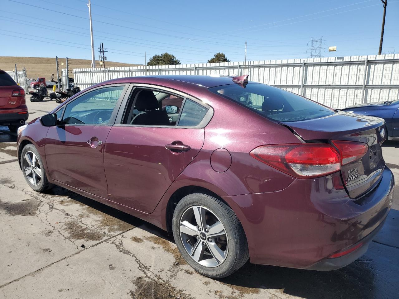 2018 KIA Forte VIN 3KPFL4A77JE172037 Copart auction photo, vandalism / rear end damage thumbnail 2