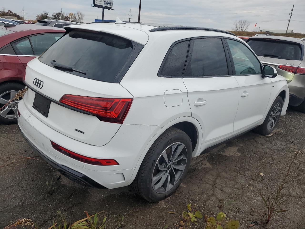 2024 Audi Q5 VIN WA1GAAFY4R2102783 Copart auction photo, front end damage thumbnail 3