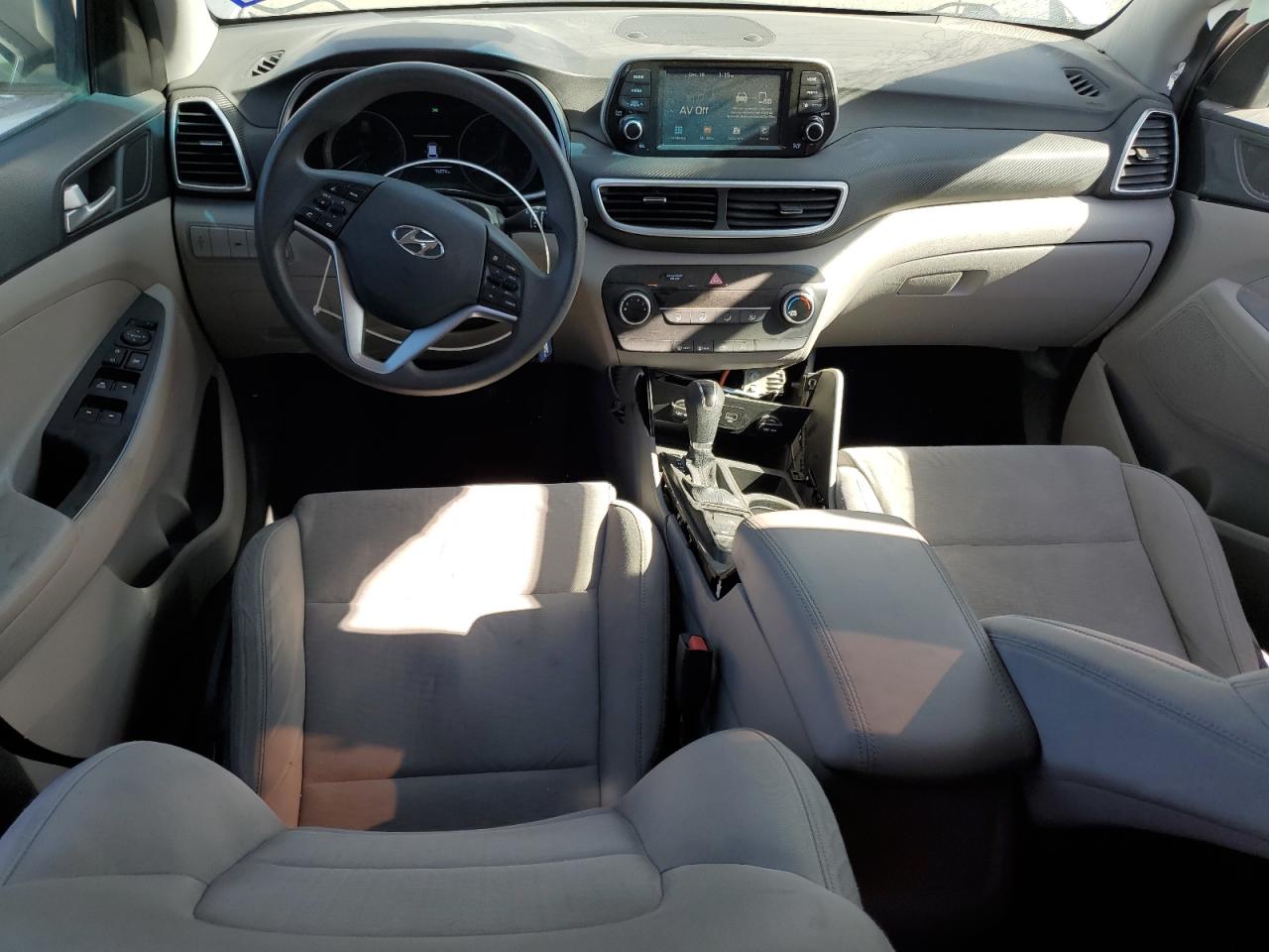 2020 Hyundai Tucson VIN KM8J23A44LU146640 Copart auction photo, all over damage thumbnail 8