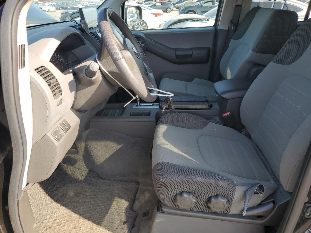 2006 Nissan XTerra VIN 5N1AN08W76C521539 Copart auction photo, minor dent/scratches damage thumbnail 7