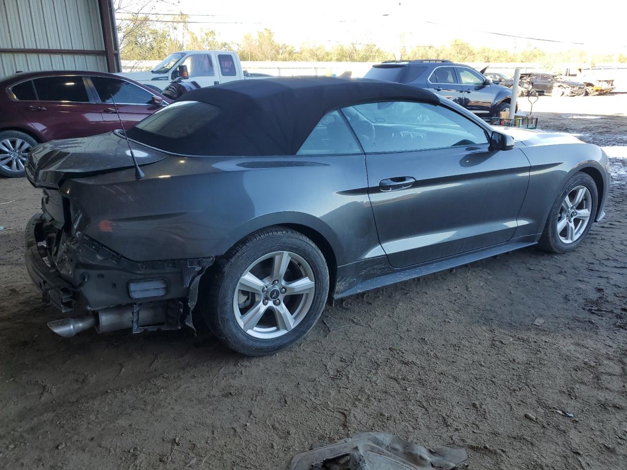 2018 Ford Mustang VIN 1FATP8UH4J5102368 Copart auction photo, rear end / minor dent/scratches damage thumbnail 3