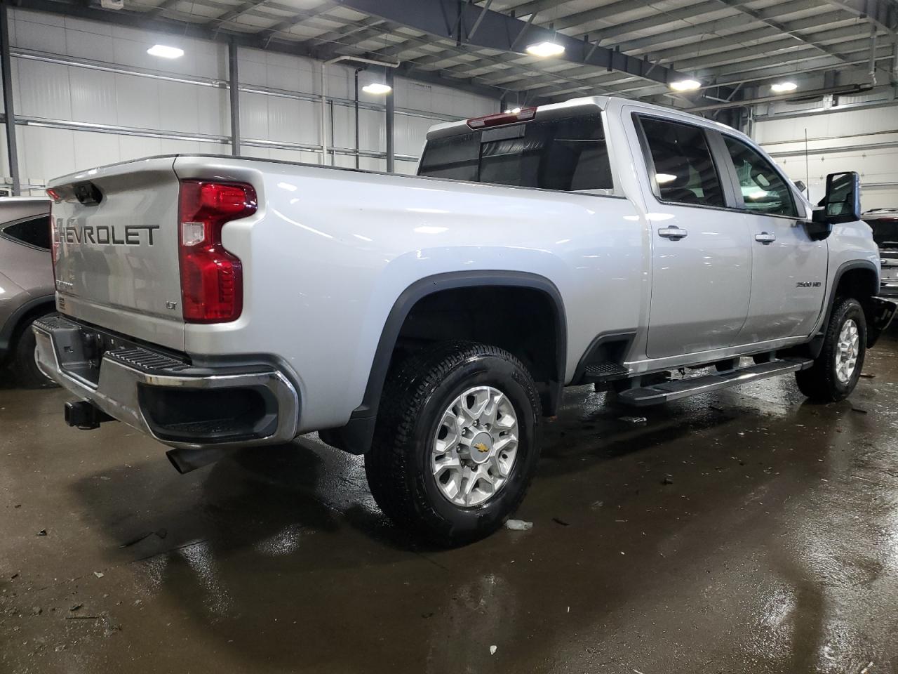 2022 Chevrolet Silverado VIN 2GC4YTE71N1233821 Copart auction photo, front end / side damage thumbnail 3