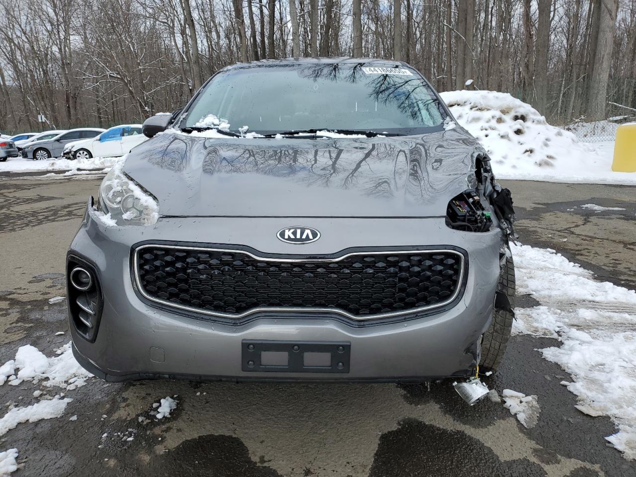 2018 KIA Sportage VIN KNDPMCAC6J7447633 Copart auction photo, front end / minor dent/scratches damage thumbnail 5