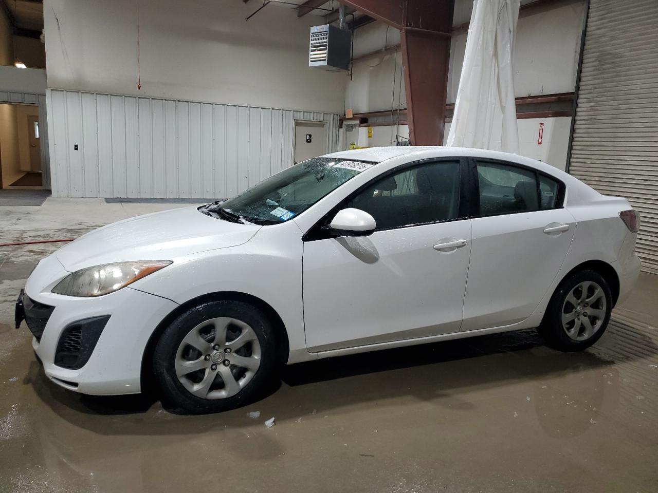 2011 Mazda 3 VIN JM1BL1UG0B1466957