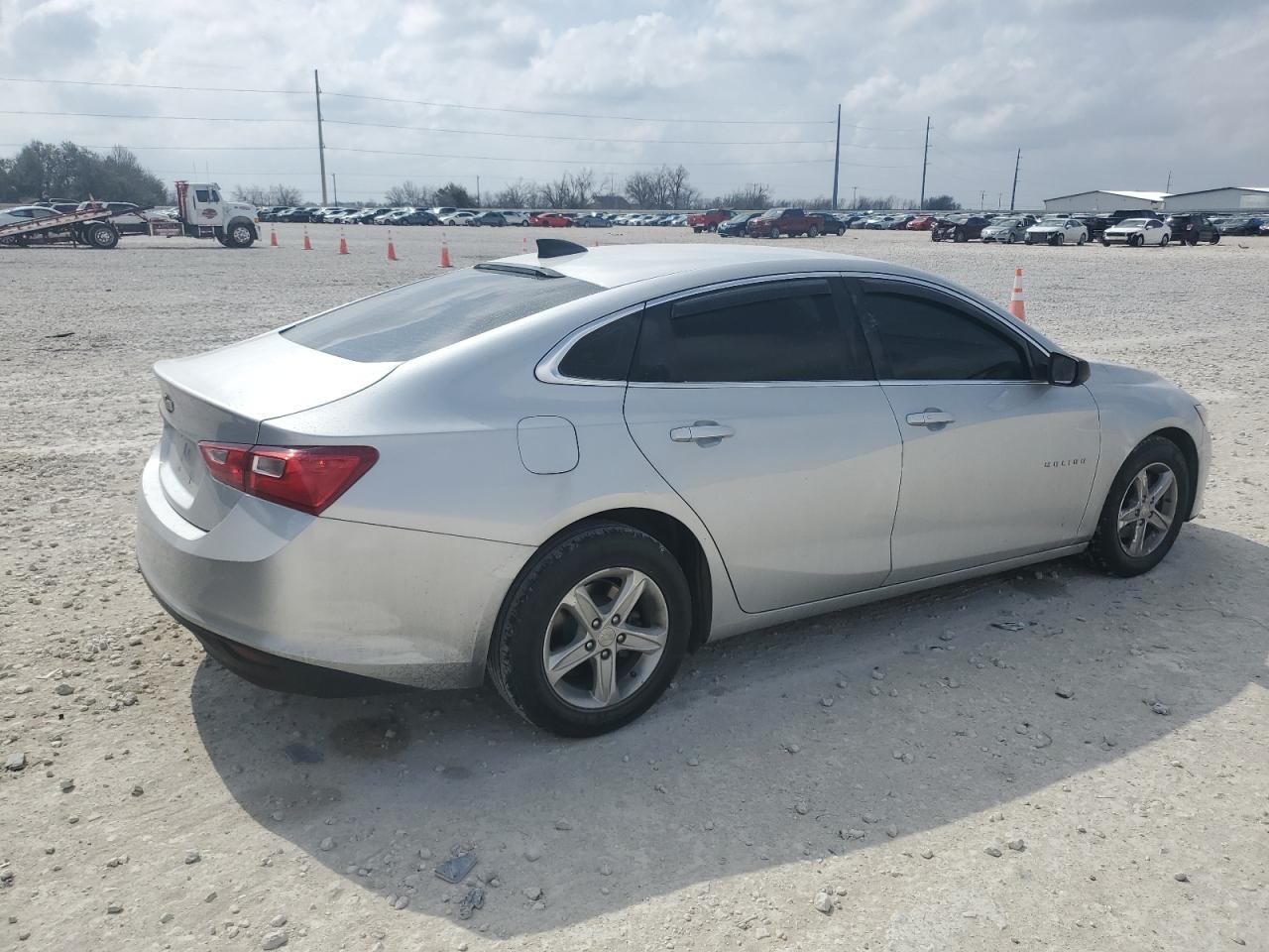 2020 Chevrolet Malibu VIN 1G1ZC5ST8LF131447 Copart auction photo, all over damage thumbnail 3