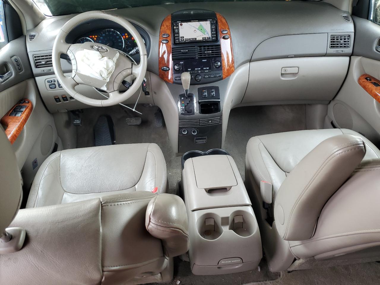 2007 Toyota Sienna VIN 5TDZK22CX7S099258 Copart auction photo, front end / minor dent/scratches damage thumbnail 8
