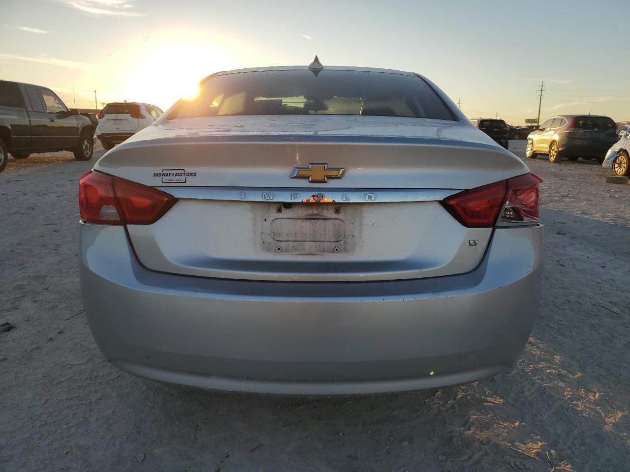 2017 Chevrolet Impala VIN 2G1105SA7H9131556 Copart auction photo, front end / minor dent/scratches damage thumbnail 6