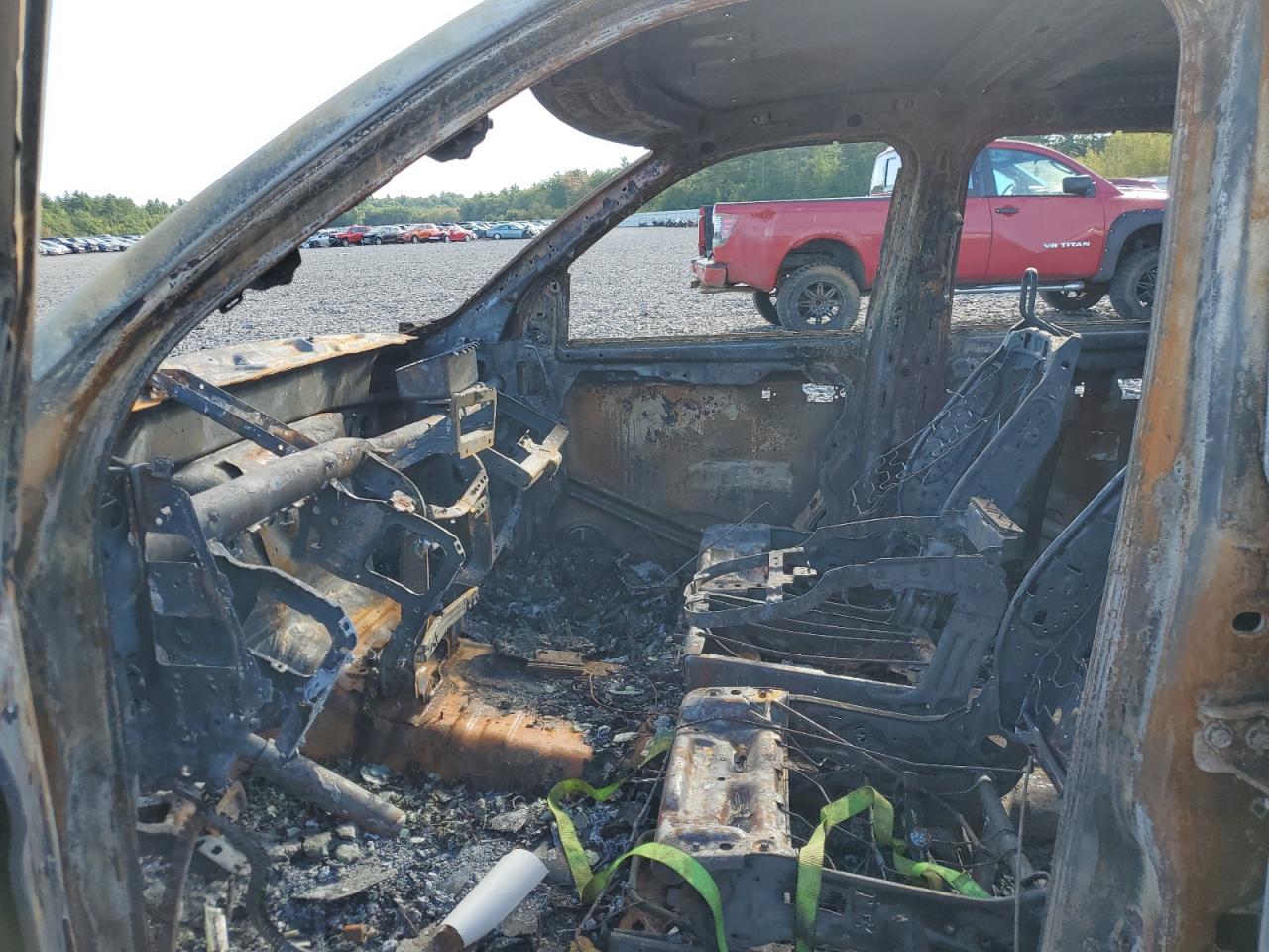 2015 RAM 1500 VIN 1C6RR7GG6FS664669 Copart auction photo, burn damage thumbnail 7