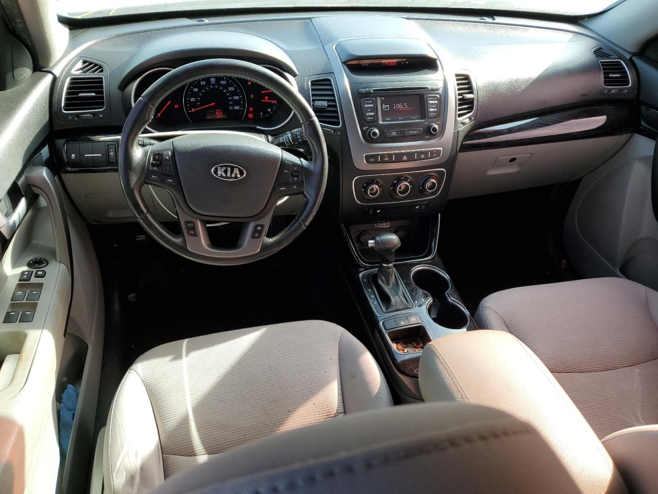 2015 KIA Sorento VIN 5XYKT3A62FG593626 Copart auction photo, water/flood damage thumbnail 8