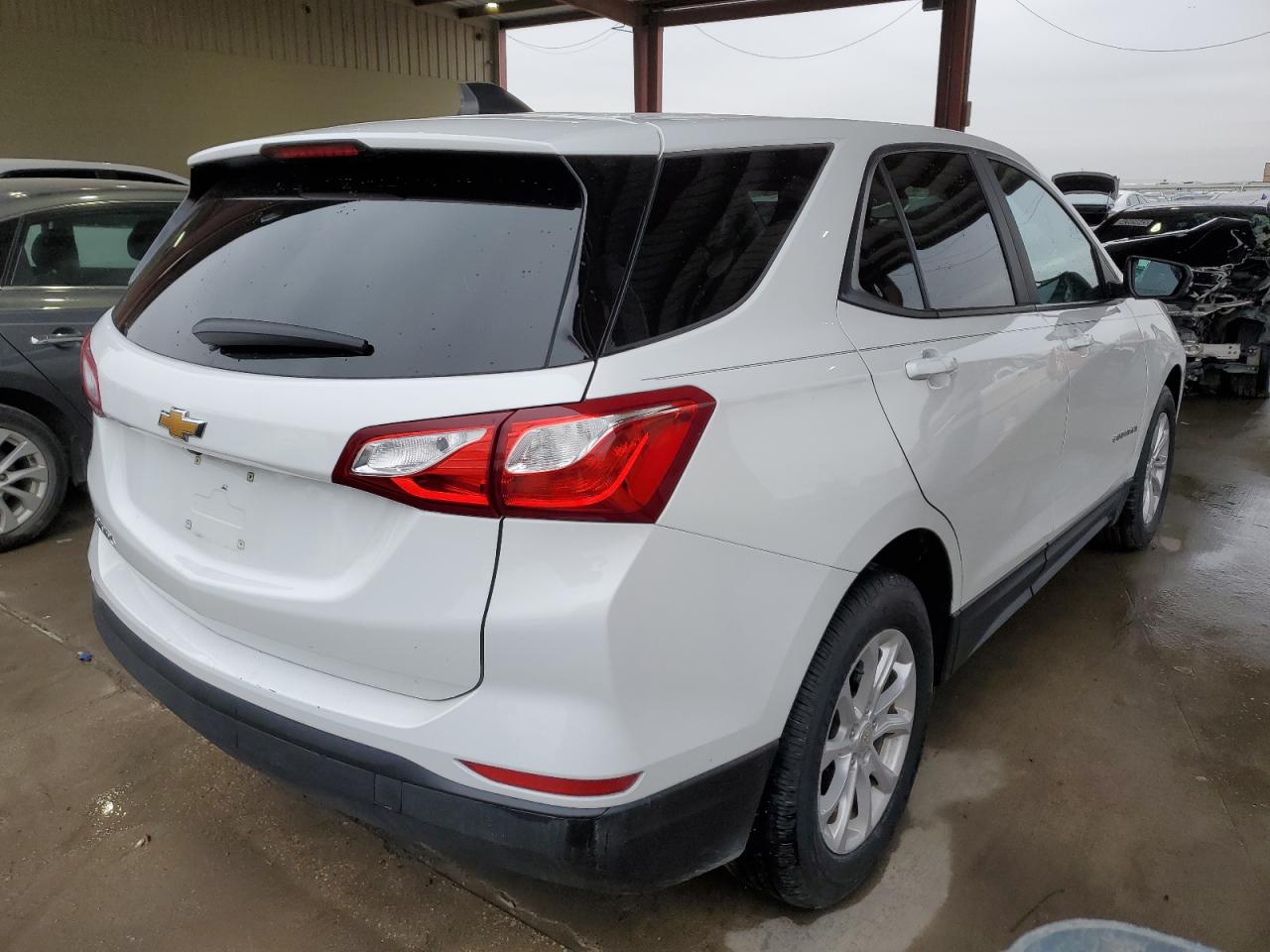 2021 Chevrolet Equinox VIN 3GNAXHEV9MS167093 Copart auction photo, mechanical / minor dent/scratches damage thumbnail 3