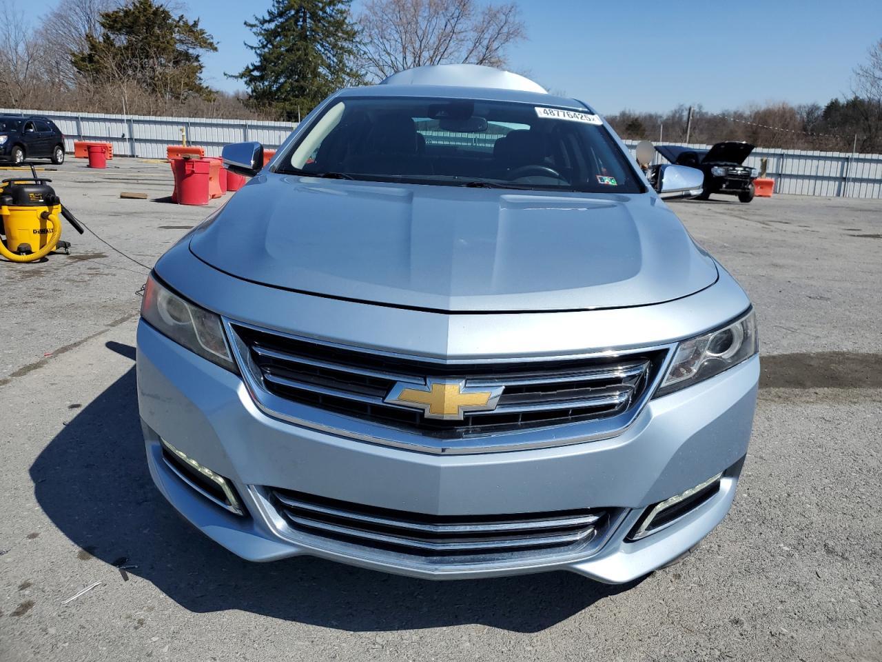 2015 Chevrolet Impala VIN 1G1165S31FU112467 Copart auction photo, rear end / undercarriage damage thumbnail 5